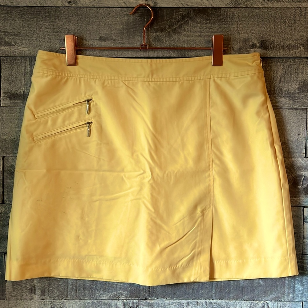 IZOD golf / tennis skort sz14